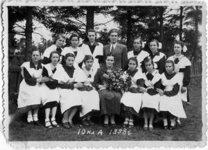 Випускники 1958 р. середньої школи у смт. Брошнів-Осада